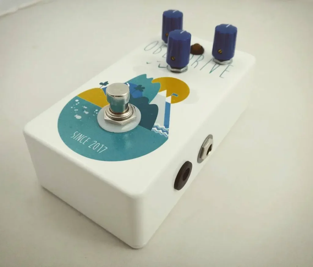 Custom effect pedal kit with knobs, painting, LED and graphics